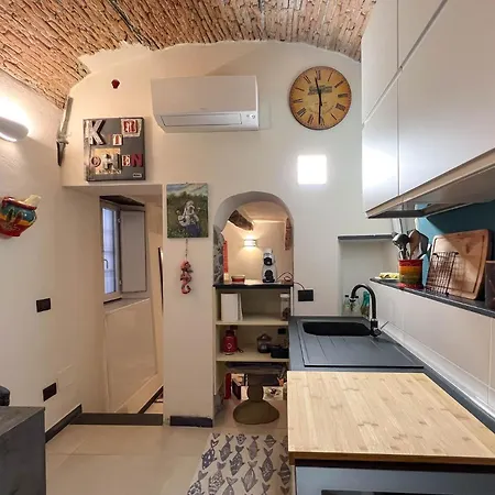 Nuovo bilocale nel centro storico di Varazze *