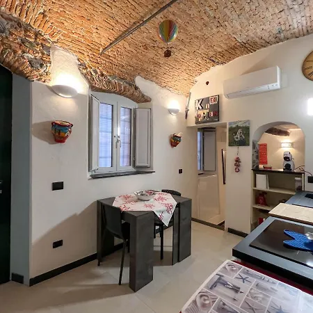 Nuovo bilocale nel centro storico di Varazze *